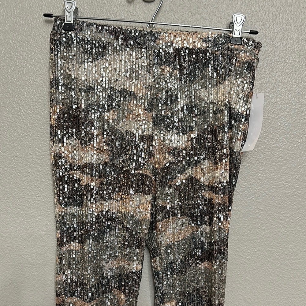 Silver, Gray and Peach Leggings with Abstract Pattern